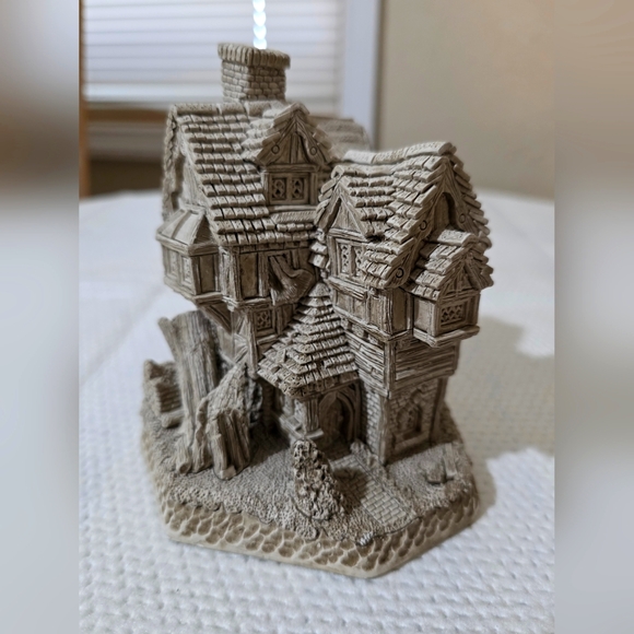DAVID WINTER OCTOBER Gales Village Piece In Excellent Cond Ver Rare - Picture 1 of 6